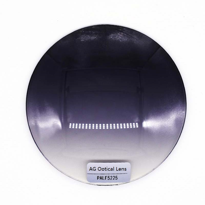 Which is better between resin lenses and glass lenses?